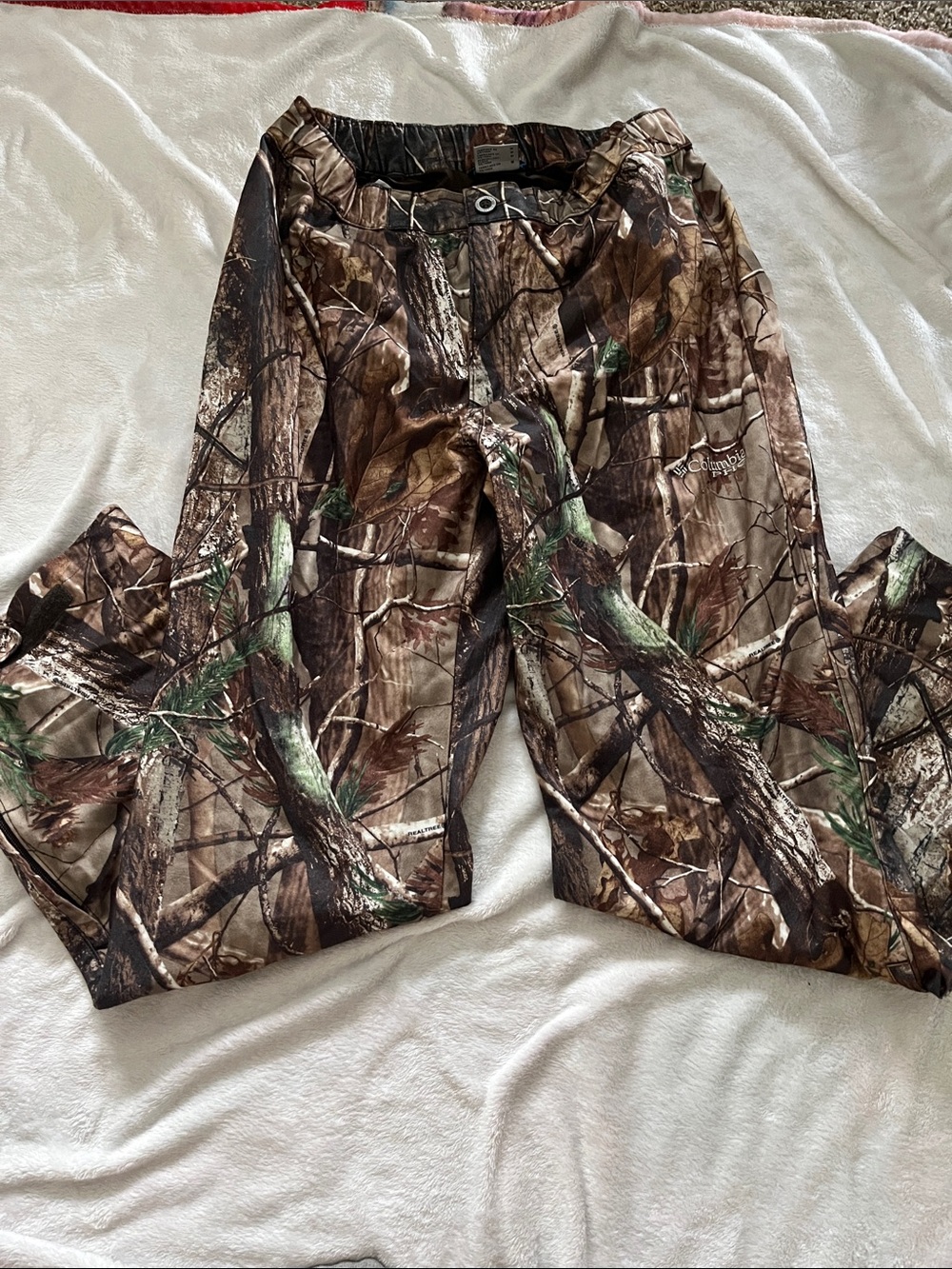Realtree Mossy Oak Brown and Green Camouflage Hunting Pants